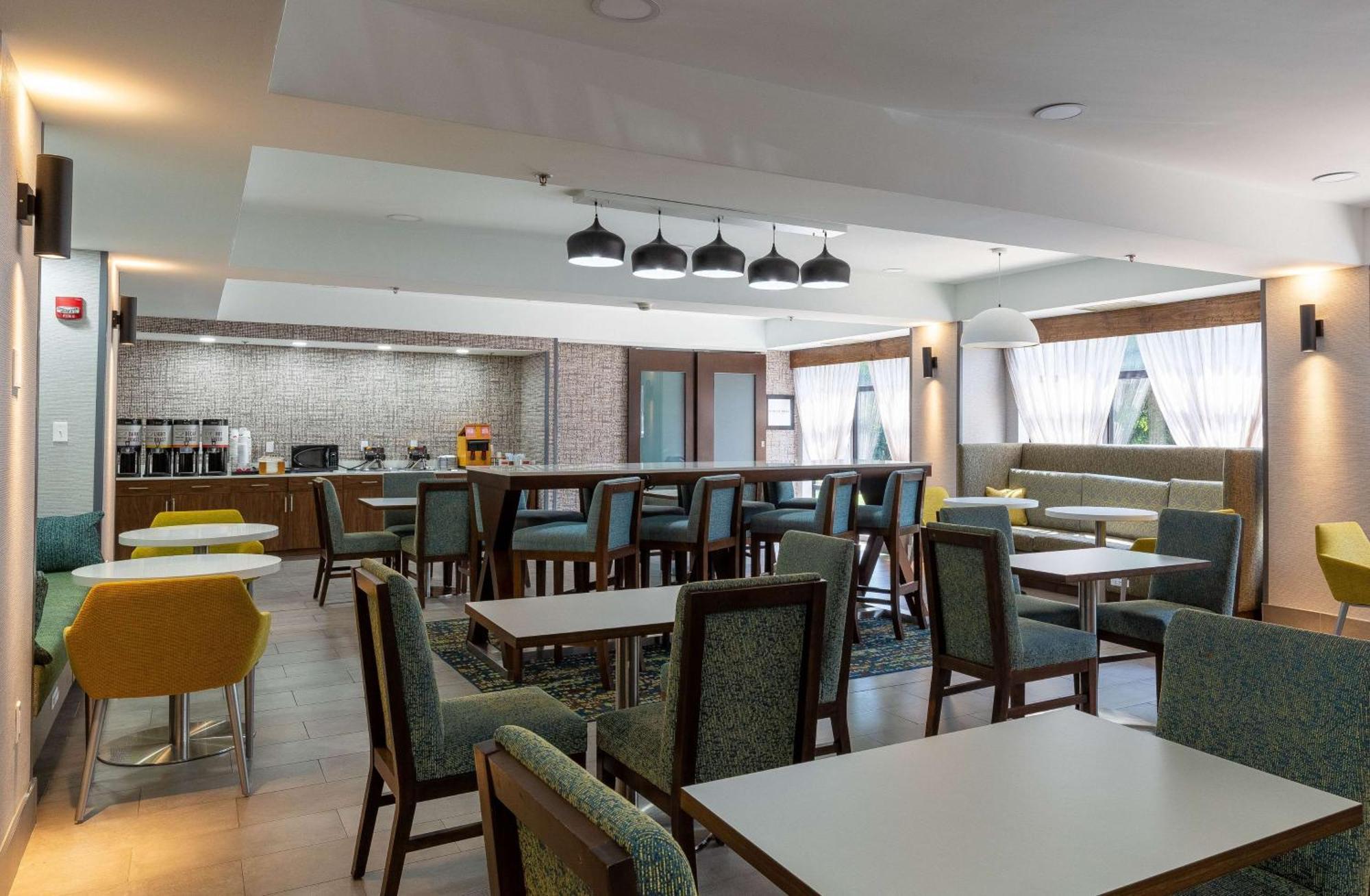 Hampton Inn East Windsor Esterno foto